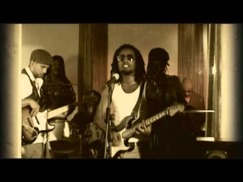 Zom Fam - Dagger Kkila