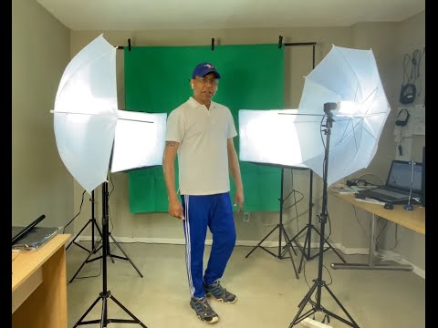 Photography Studio Softbox Lighting Kit 2.6x3M Chroma Bckgd 3pcs Scrns Tripod Std Reflector Umbrella