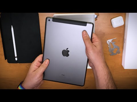 External Review Video 1K0Qru_8mCk for Apple iPad 8 Tablet (2020)