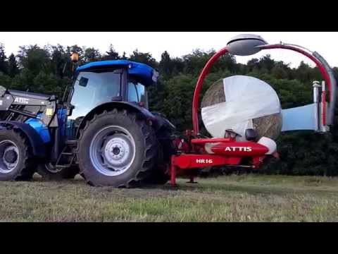 Rundballen wickeln mit Lely Attis HR16 und Landini Powerfarm 100