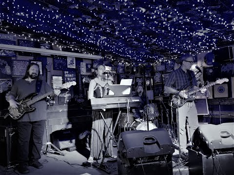 The Groove Therapy Band - Rhiannon 7-17-22