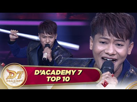 Opening Menggelegar! Robi Bawakan “Bujangan” Dengan Energik! D’Academy 7 Top 8