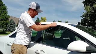 How to unlock your car door without keys in under 30 seconds