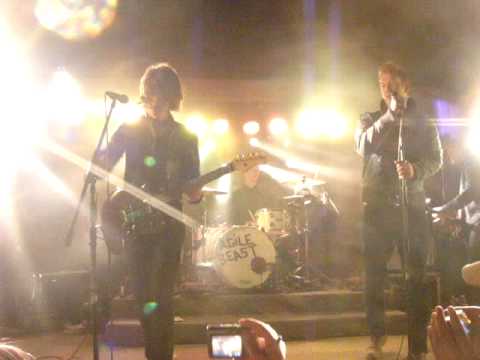 Arctic Monkeys & Josh Homme - Pretty Visitors @ Pappy & Harriet's Pioneertown Palace