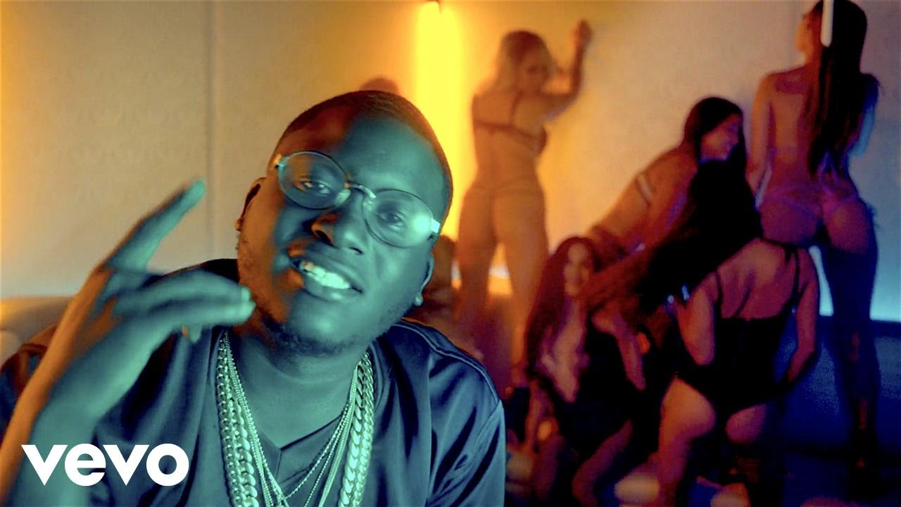 Zoey Dollaz — Couches