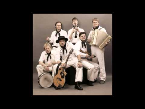 Väikeste Lõõtspillide Ühing - Mängi Mulle Mustlane