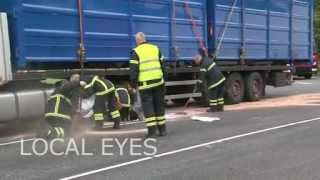 preview picture of video 'Polsk lastbil lækkede 400 liter diesel ved Rødekro'
