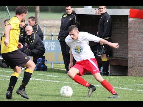 Heukelum 1 - Meerkerk 1, kopbal Benjamin Meijdam van de lijn gekopt