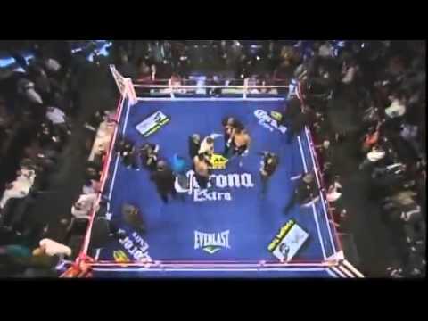 CHRIS ARREOLA KNOCKS OUT MOLINA