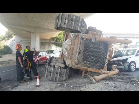 Extreme Dangerous Idiots Bulldozer Operator Skills - Biggest Heavy Equipment Machines Working Fails