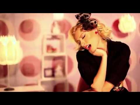 Ilda Saulic i Dajana Jaksic - Boli me boli nevero - (Official video 2011)