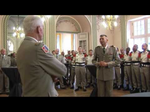 Remise de Képis blancs aux Invalides