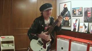 Video thumbnail for Sylvain Sylvain with the Flood Of 53 flanger and Needham 4-10" combo. by Sioux Guitars