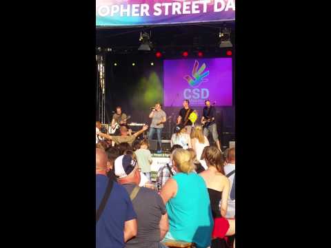 22.08 2015 CSD Magdeburg - Die Band "Fuller"