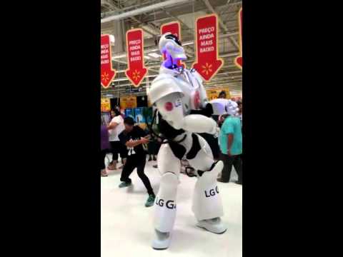 Veja um roubo dançando metralhadora 😂