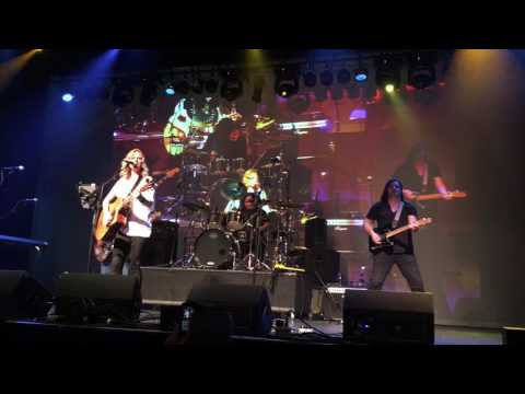 Autumn June & Mad Beach Mafia - Elle King/X's and O's