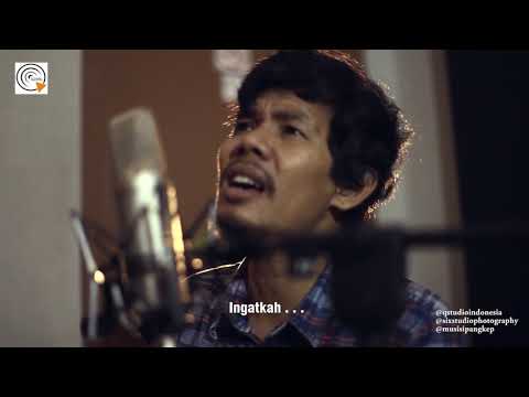 download lagu mp3 mp4 Ophie, download lagu Ophie gratis, unduh video klip Ophie