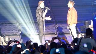 JOHNNY HALLYDAY-SANG POUR SANG duet with DAVID-BERCY 15/06/2013