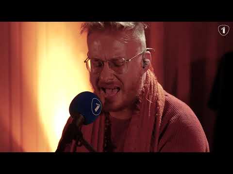 ONLY TIME  - JOHANNES GENARD (SCHOOL IS COOL)