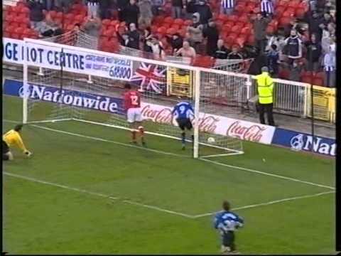 2004-11-13 Swindon Town vs Sheffield Wednesday