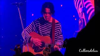 11112017 -  Yellow - NAM TAEHYUN & NAM DONGHYUN on Stage @SOUTH CLUB in BANGKOK