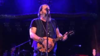 Steve Earle, Guitar Town rap and "Down the Road" (29 September 2016)