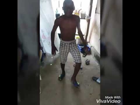 Danseur fous de shatta freedom _ SMTK