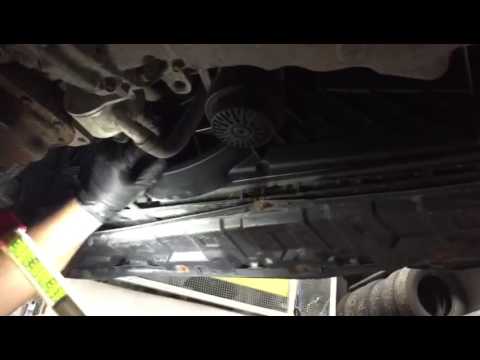Mazda 3 mazda3 fan assembly, radiator air conditioning fan removal
