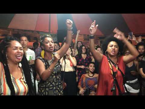 Moça prosa e Marina Iris