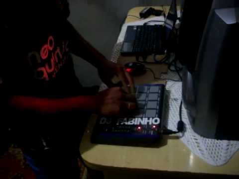 Dj Fabinho Montagem Mini Game Proibidão Ao Vivo Na Akai.avi