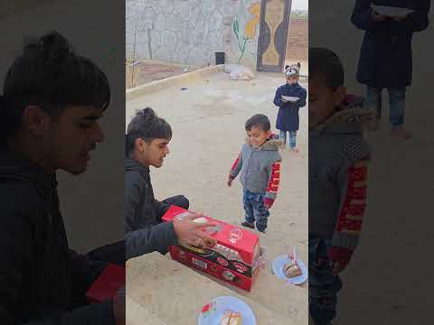 سما عم تشتري الكاتو🥰😍