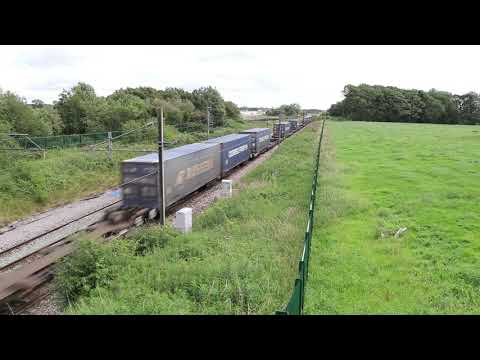 DRS class 88 88007 Electra working the Daventry Drs Tesco to Mossend Euroterminal at brock