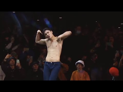 本想靠身材吸拨粉，结果被狂喷油腻，张艺兴脱衣合辑你怎么看