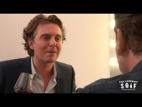 Alex Vizorek ne blague pas sur le vin - TellementSoif
