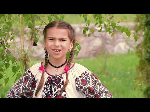 Alexandra Sofei- Mai treci neica si tu dealu