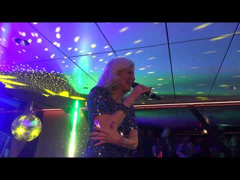 Linda Jo Rizzo live on Stage!Partyschiff!2025 in Dresden!