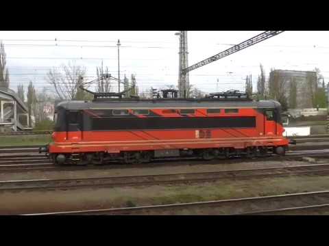 Plecháč, elektrická lokomotiva řady 242 - posun (I) (FHD)