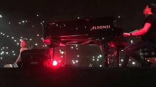 FABRIZIO MORO feat BIANCA GUACCERO - È PIÙ FORTE L&#39;AMORE