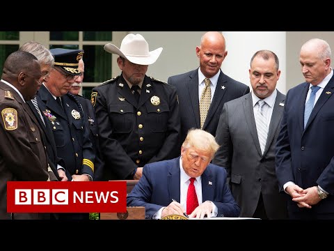 Trump signs executive order on police reform - BBC News