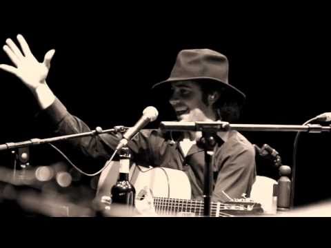 Los Delincuentes y Tomasito."El Bandolero".Arteria Coliseum.31-03-11.VoragineTV