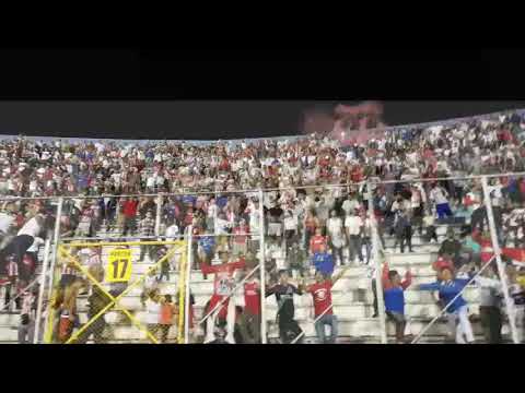 "La hinchada de Olimpia celebrando" Barra: La Ultra Fiel &bull; Club: Club Deportivo Olimpia