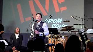 Dave Koz performing " This guy's in love with you " live and signing autographs for fans