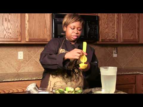 How to Make Limeade With Real Limes : Cooking Skills & Recipes