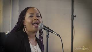Lalah Hathaway Performs &quot;Little Ghetto Boy&quot; with Jairus Mozee
