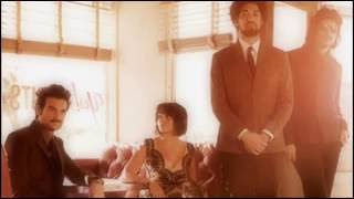 Danger Mouse &amp; Daniele Luppi present Rome   Season&#39;s Trees ft  Norah Jones Lyrics