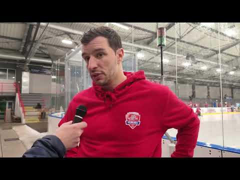 14. 1. 2023: Jakub Šlahař po utkání DRACI PARS ŠUMPERK – HC RT TORAX Poruba 2011 (1:6)