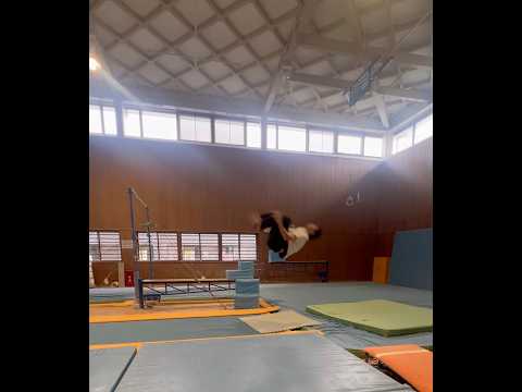 健康スポーツ経営学科 #ロン宙  #体操  #ロンダート  #スポーツ  #宙返り　#acrobatics #gymnastics