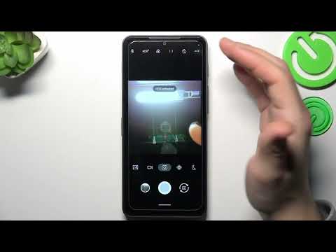 How to Manage Camera Mirror Effect on CAT S75?