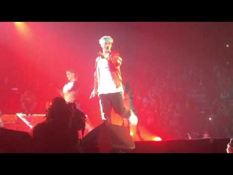Justin Bieber St. Louis 4-19-16