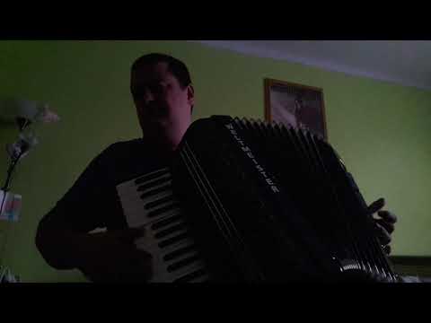 Muši Vam mamičko- Akordeon